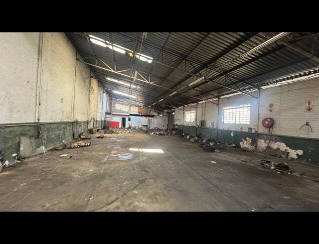 1,000M² WAREHOUSE TO LET IN PRETORIA WEST